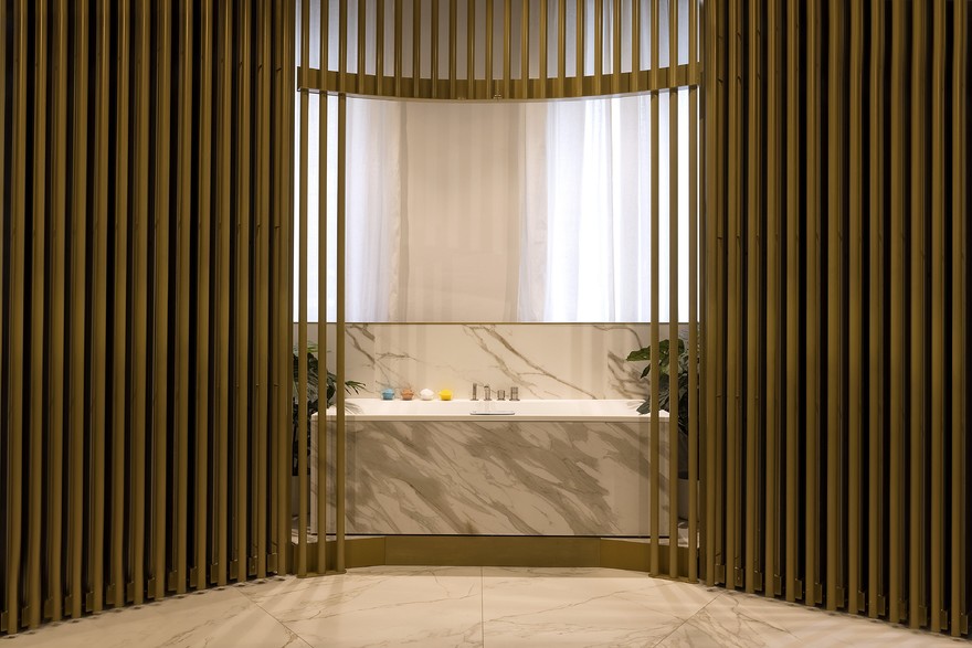 Jacuzzi-Bath_Arga 180 x 90_Satin white_ Neolith Calacatta Gold.jpg