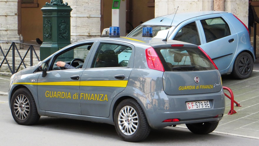 Edilizia: truffa 'bonus facciate', Gdf Milano sequestra 8 milioni