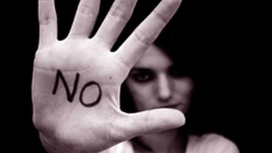 Davanti ai femminicidi c'è un doppio senso di vuoto
