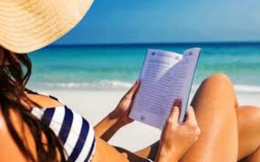 Il mare racchiuso in un'antologia: ecco il premio Raccontidamare