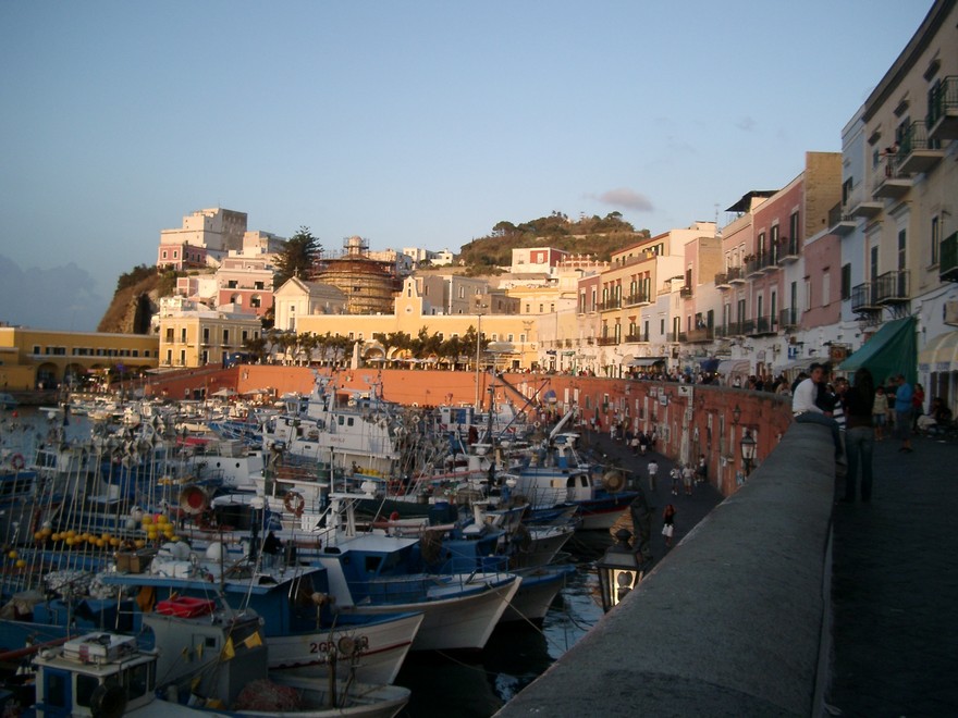 Controlli Straordinari dei Carabinieri a Ponza