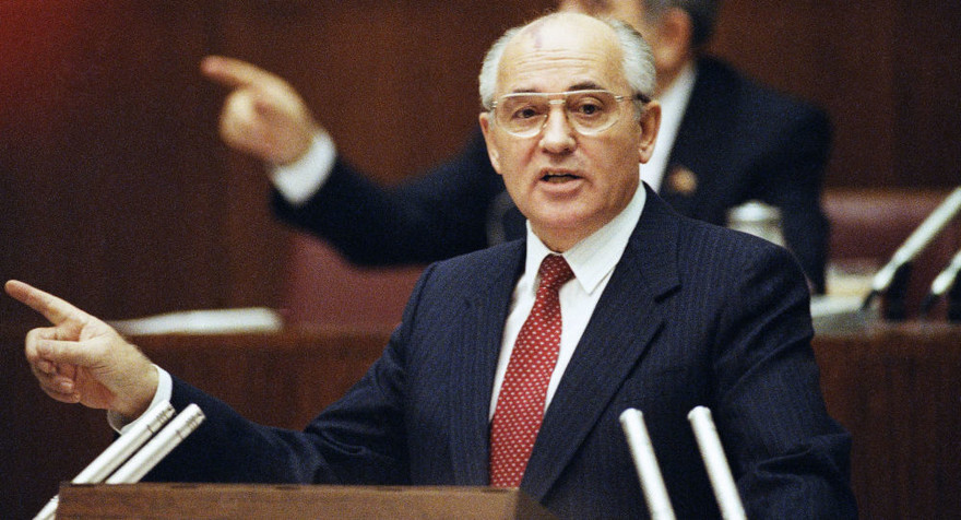 Se ne va Gorbaciov, l'inventore della perestrojka
