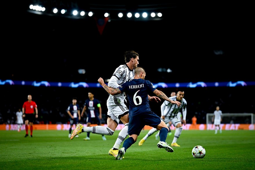 La differenza tra Psg e  Juve? Spazio velocità tempo