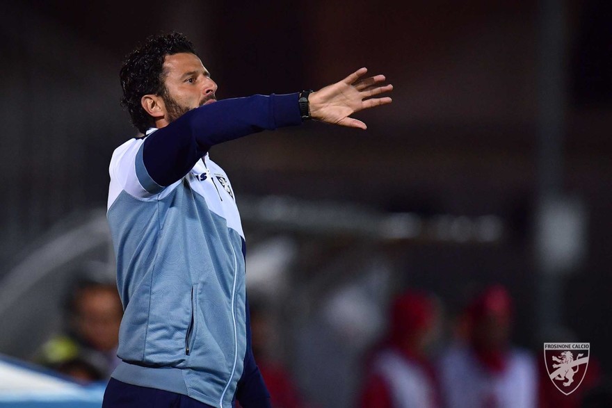 Il Frosinone si salva all'ultimo ma va a +9 