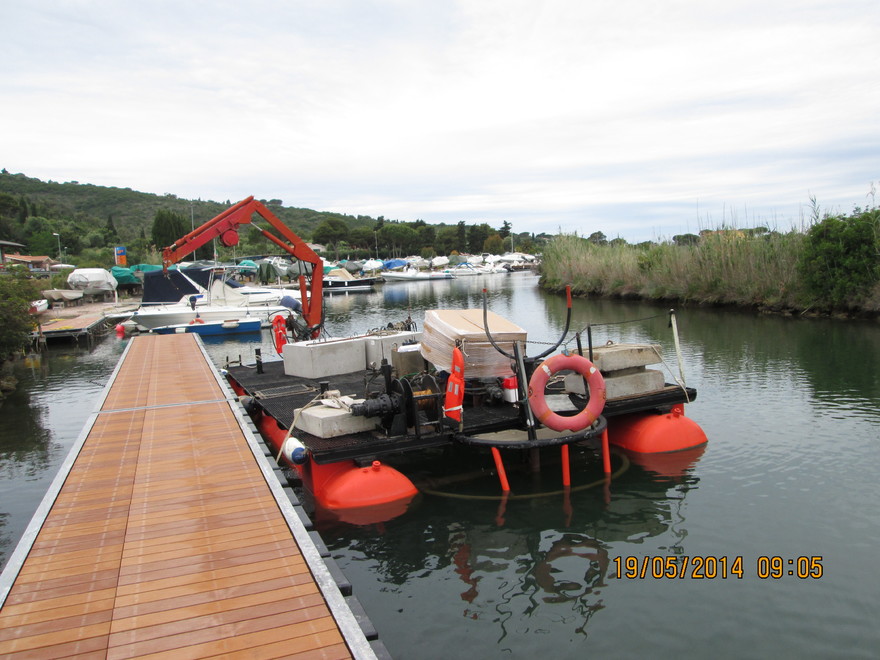 Costruzione Pontile attracco barche sul canale Santa Liberata Comune di Orbetello