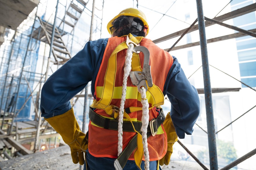 In Sicilia cercasi operai edili e altre professioni