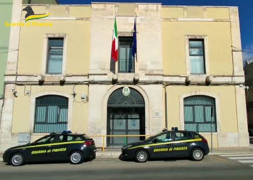 Finanza Bari.JPG