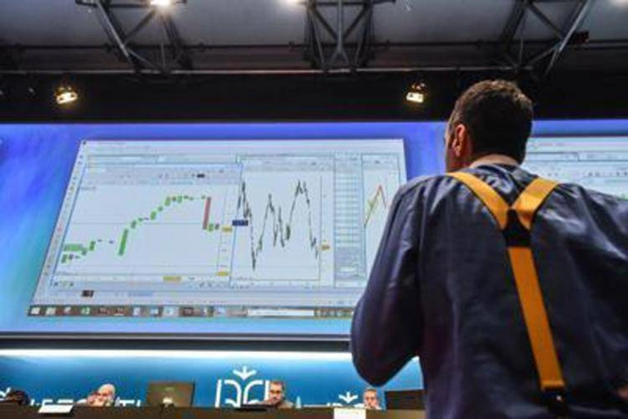 Dazi, crollano le Borse: profondo rosso a Piazza Affari