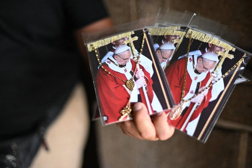 I funerali, il corteo, la tomba di Papa Francesco: le tappe