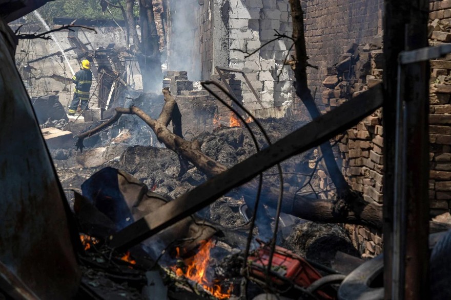 Ancora massicci raid russi sull'Ucraina, esplosioni in più città