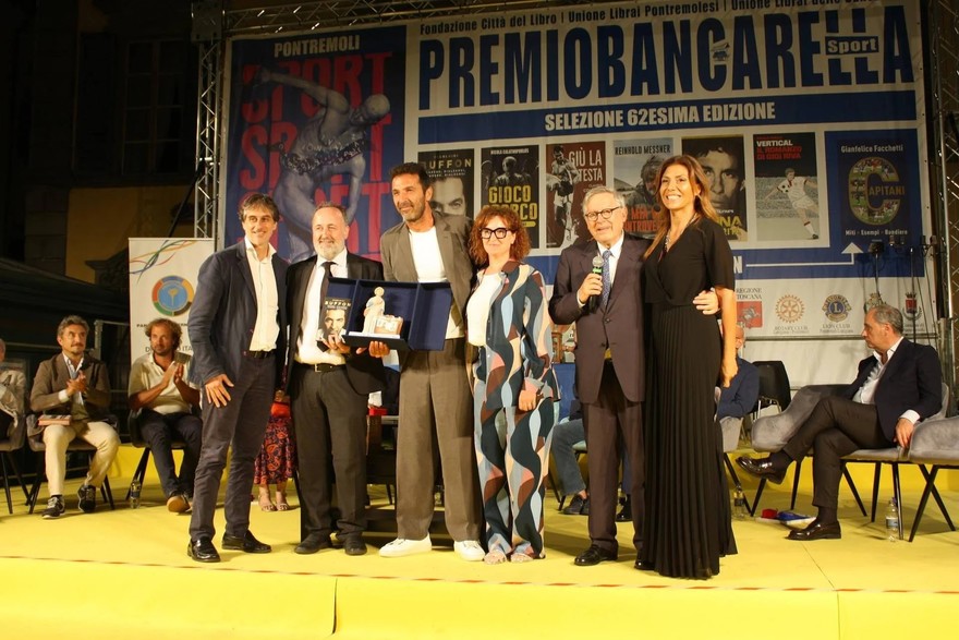 Buffon campione anche di vendite del suo libro