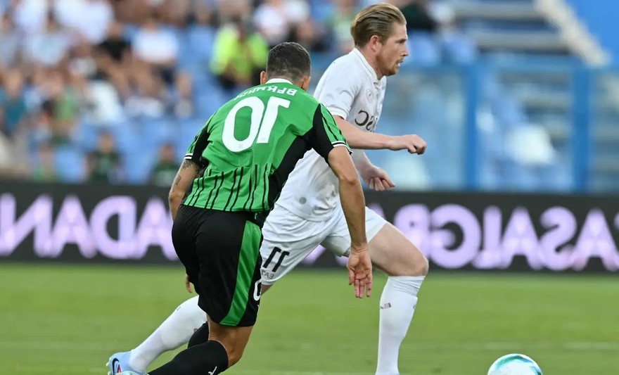 La Serie A comincia con il Napoli in palla e Milan flop