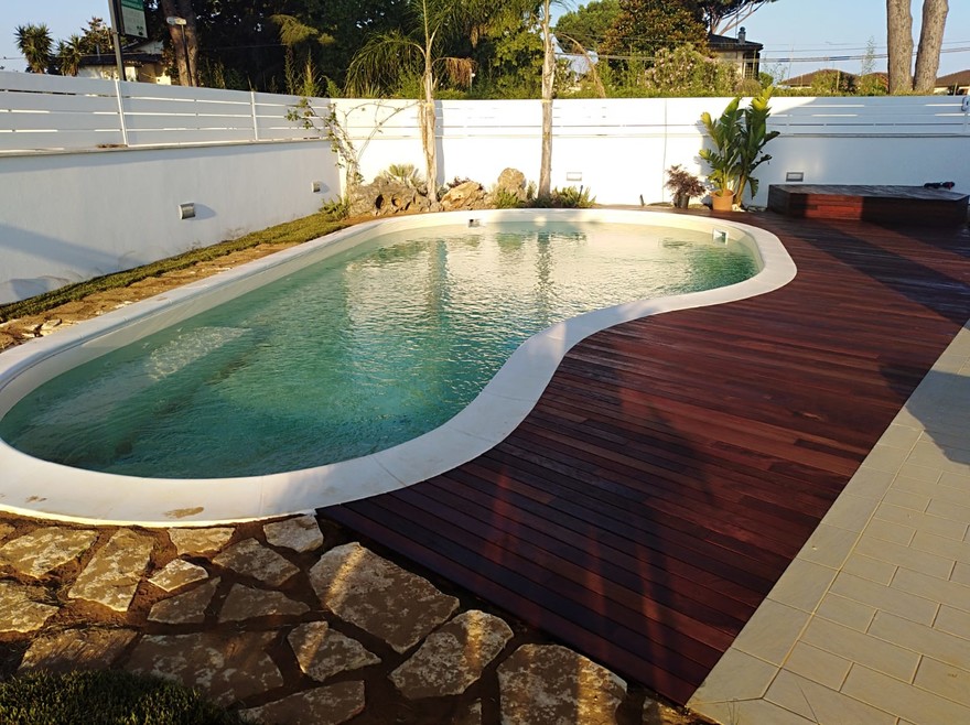 La piscina in giardino può essere tranquillamente fuori terra